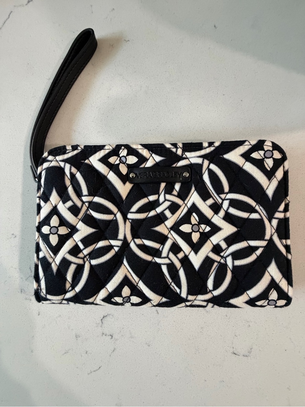 Vera Bradley Zip Around Wallet Wristlet in Black and White Geometric Pattern